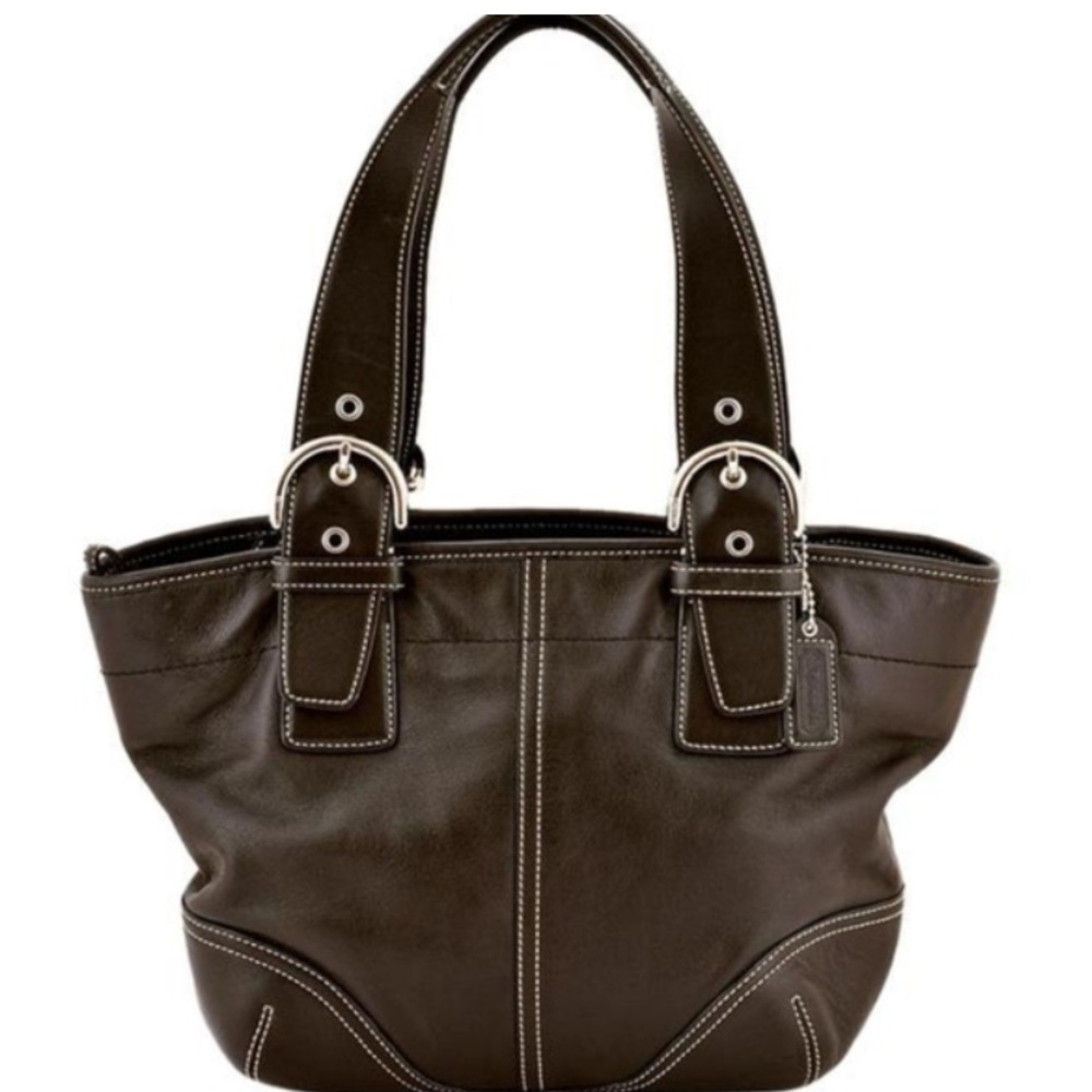Coach Buckle Strap 9455 Black Purse. Note some pens marks on lining in photos.